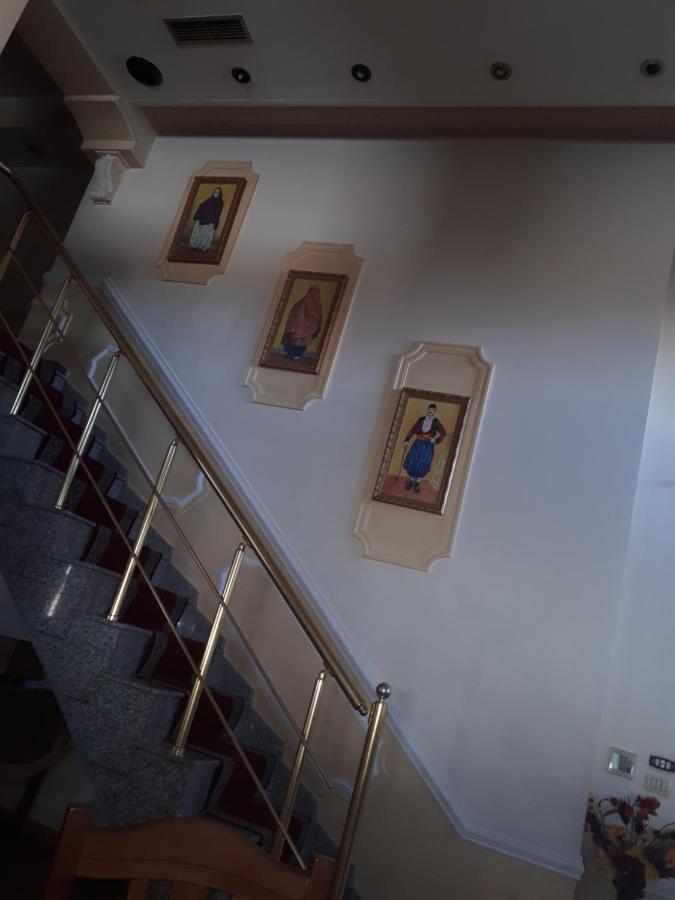 שקודר Hotel Meteor מראה חיצוני תמונה